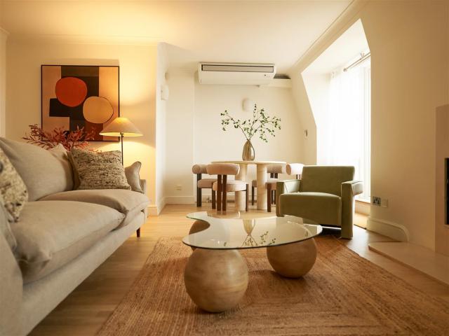 Flat for rent in City of Westminster, Greater London