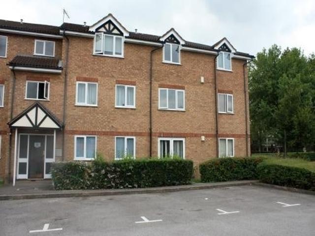 Flat for rent in Colindale, Greater London