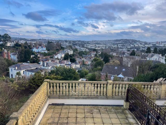 Flat for rent in Livermead