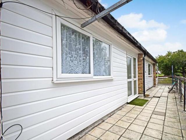 Flat for rent in Hart, Moulsham Green