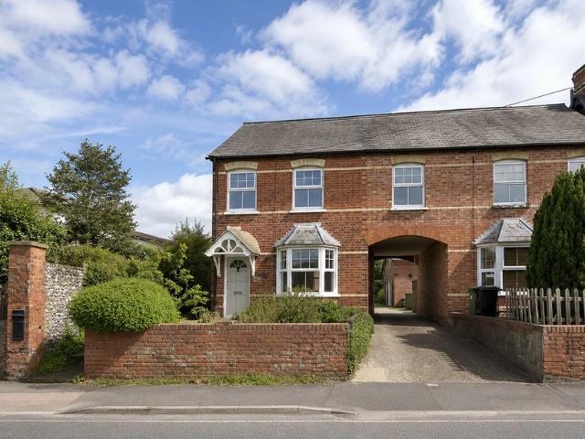 Flat for rent in Henley-on-Thames, Berrick Salome