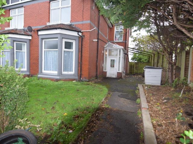 Flat for rent in Revoe, Blackpool