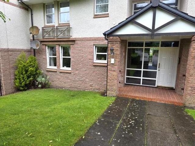 Flat for rent in Ballindoch, Scotland