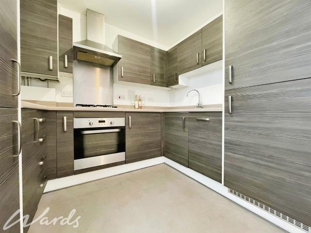 Flat for rent in Brook Street, Bourne Vale