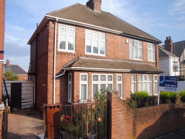 Flat for rent in Woolsington, Tyne And Wear