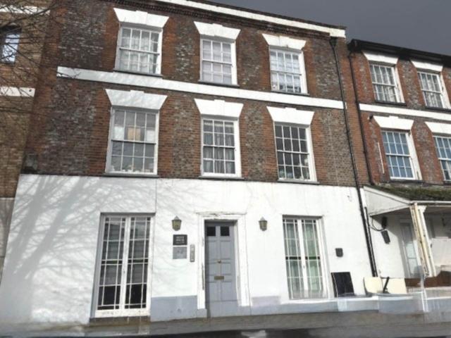 Apartment for rent in Cressex, Isle Of Man