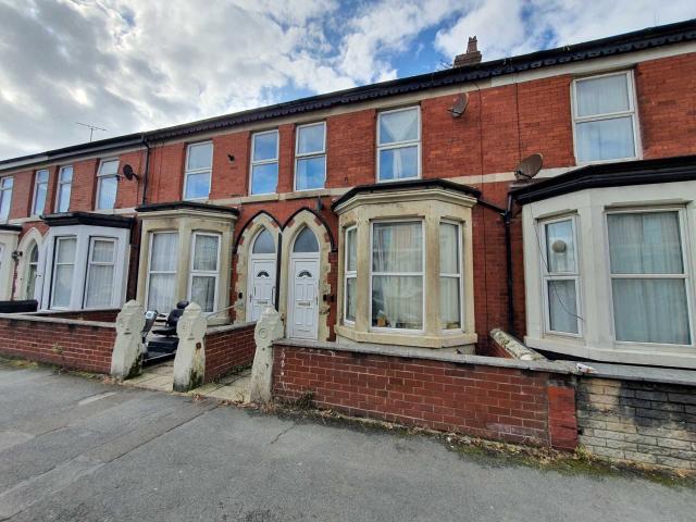 Flat for rent in Foxhall, Blackpool