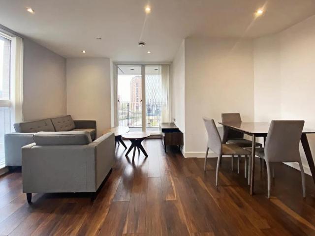 Flat for rent in Hulme, Manchester
