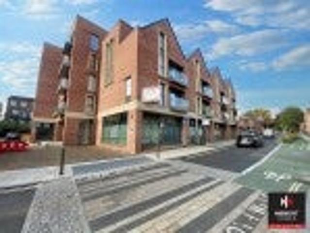 Flat for rent in Trafford Park, Greater Manchester