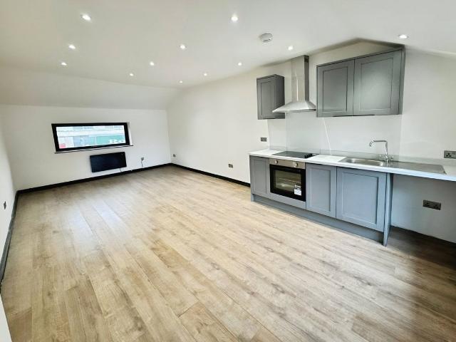 Flat for rent in Okus, Swindon