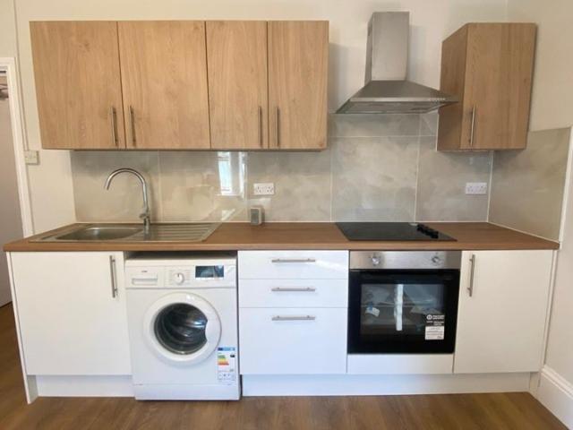 Flat for rent in Meadvale, Red Hill