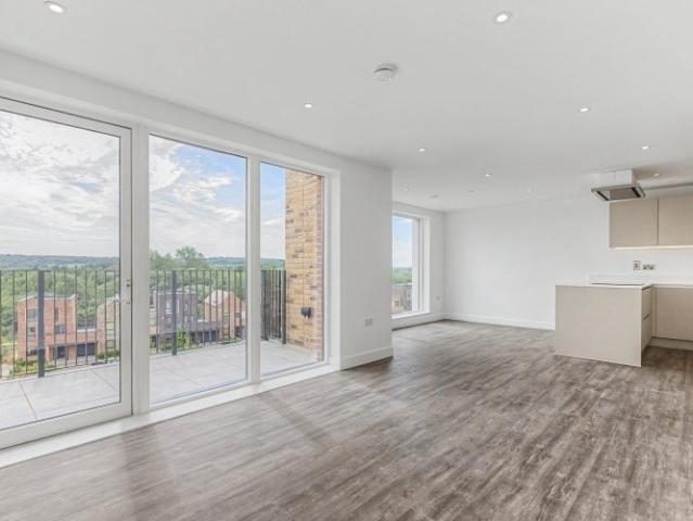 Flat for rent in Caldecott, Dromore
