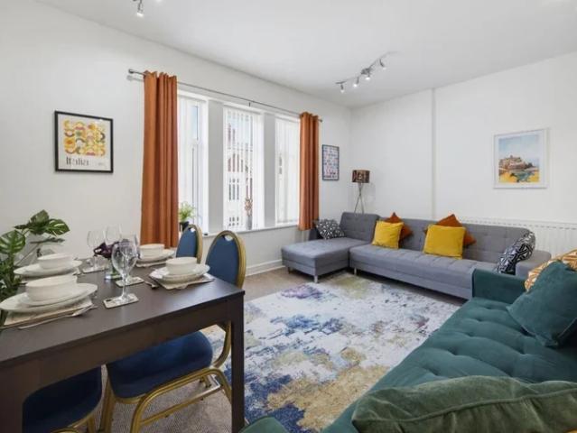 Flat for rent in Falcon Lodge, Wales