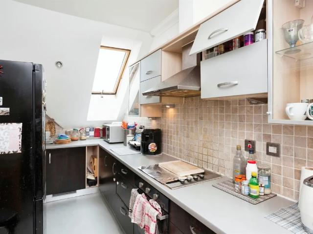 Flat for rent in Glynde, West Sussex