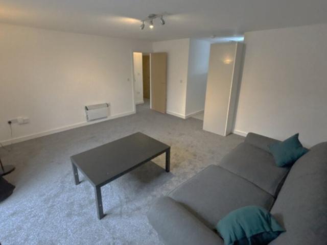 Flat for rent in Plasnewydd, Cardiff