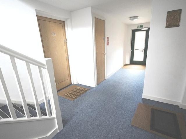 Flat for rent in Falcon Lodge, Wales
