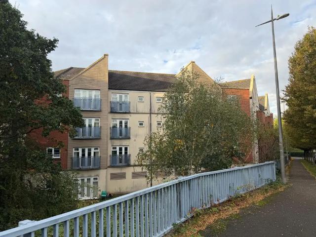 Flat for rent in Warmley, Siston