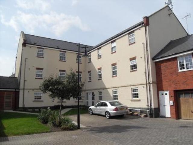 Flat for rent in Oakhurst, Haydon Wick