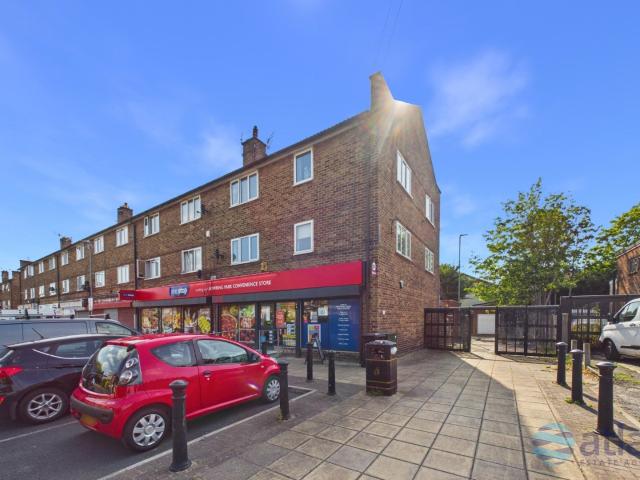 Flat for rent in Huyton, Knowsley