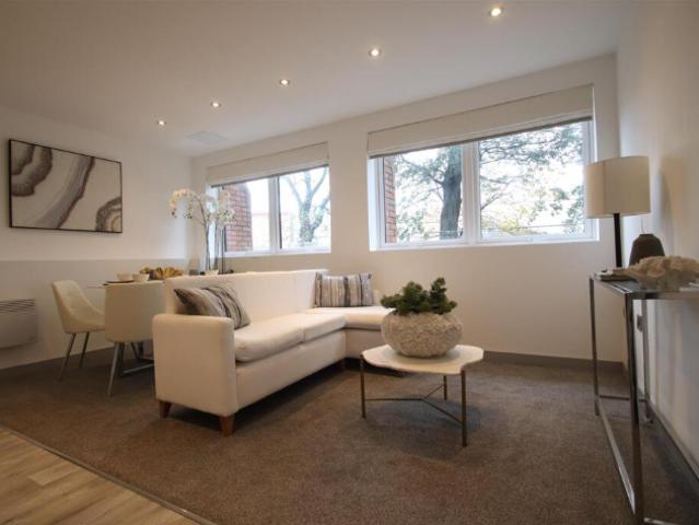 Flat for rent in Goldthorn Hill, West Midlands