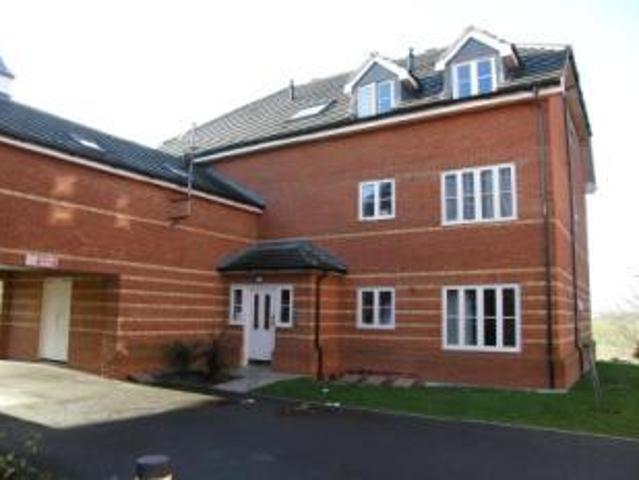 Flat for rent in Higham Hill, Greater London