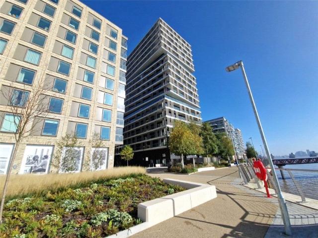 Flat for rent in Silvertown, Silvertown Flat for rent in Silvertown, Silvertown