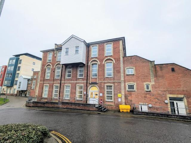 Flat for rent in Lakenham, East Bank