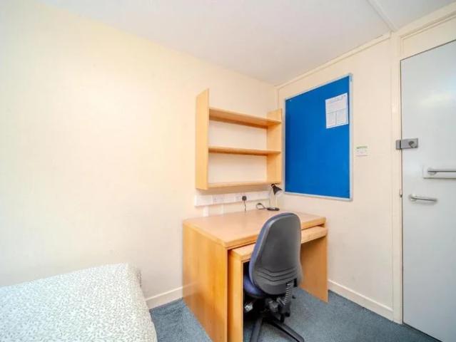 Room for rent in Old Town, Scotland