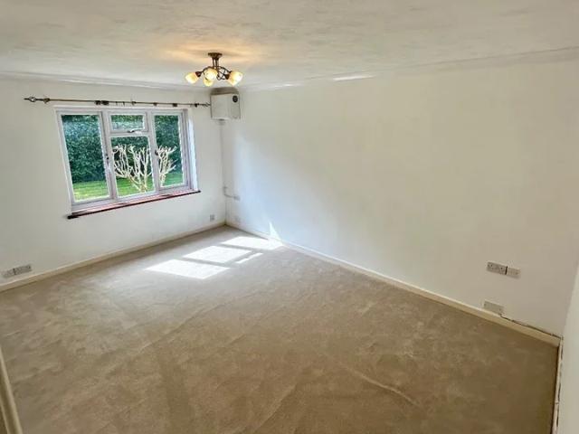 Flat for rent in Sevenoaks, The Butts