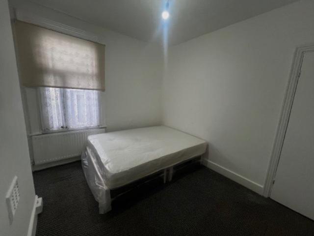 Room for rent in Kentish Town, Greater London