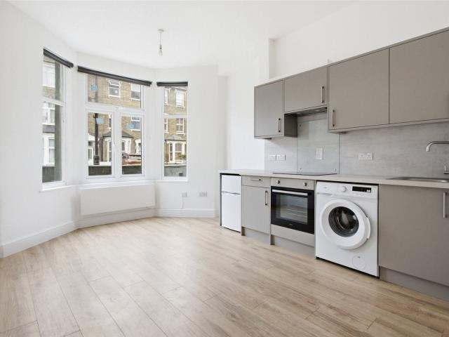 Flat for rent in Finsbury Park, Greater London
