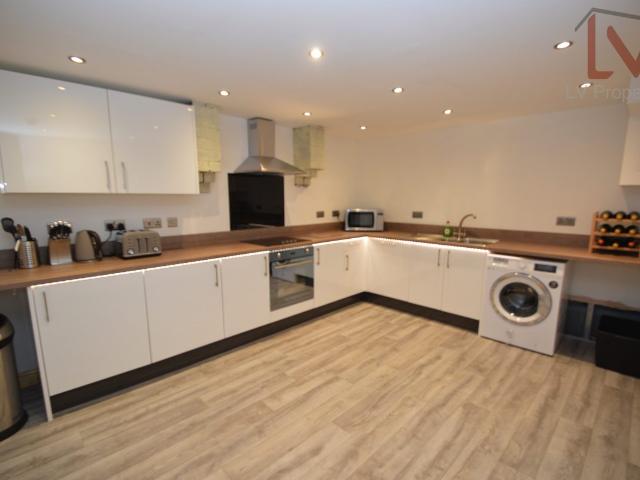 Flat for rent in Beckett Park, Headingley