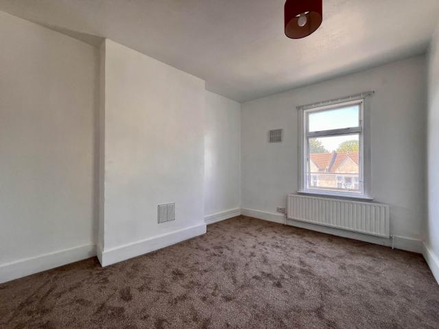 Flat for rent in Little Ilford, Greater London
