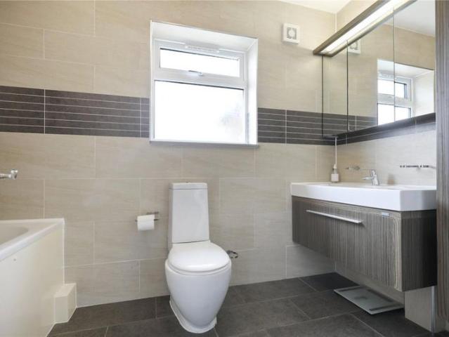 Room for rent in Maryland, Greater London