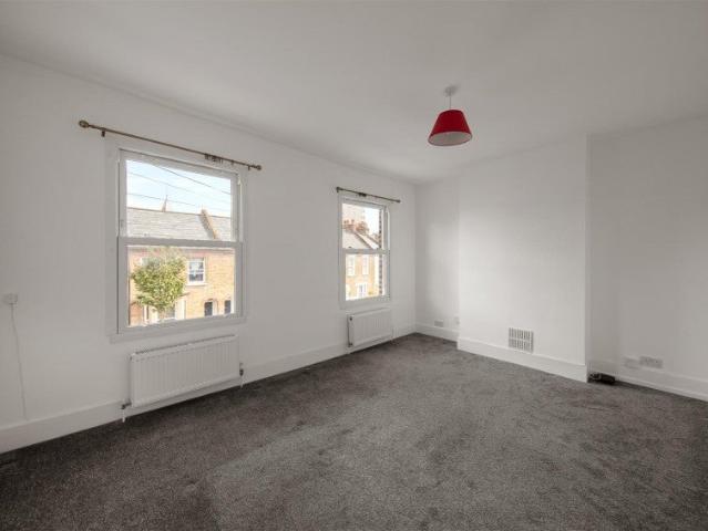Flat for rent in West Norwood, Greater London