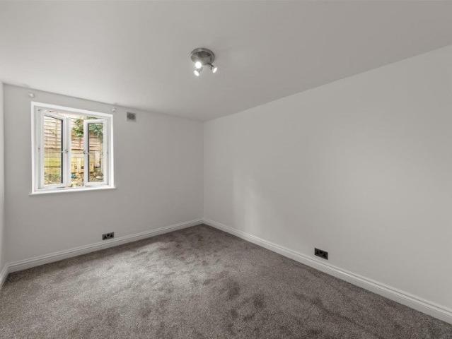 Flat for rent in West Norwood, Greater London