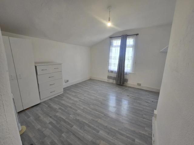 Flat for rent in Tulse Hill, Greater London