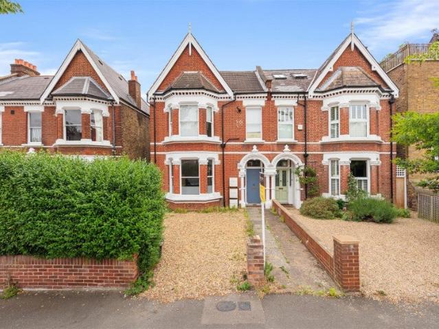 Flat for rent in West Norwood, Greater London