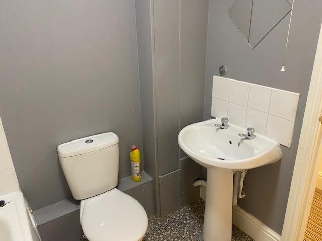 Flat for rent in Rossmore, Cheshire