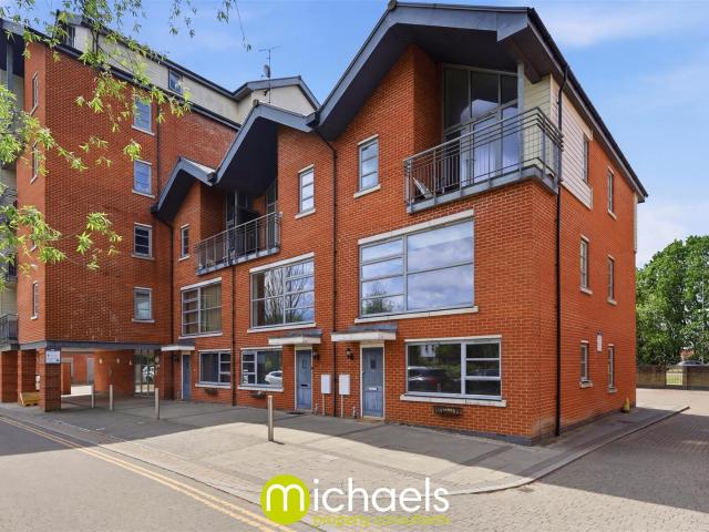 Flat for rent in Fordham Heath, Essex