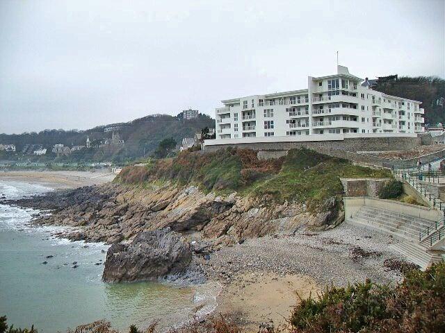 Flat for rent in Rotherslade, Newton