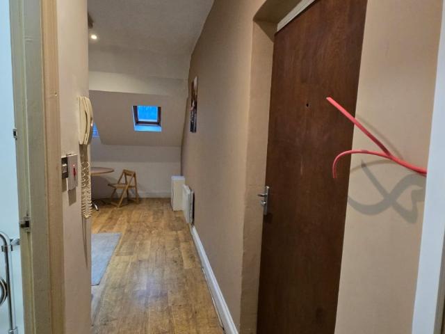 Flat for rent in Harehills, West Yorkshire