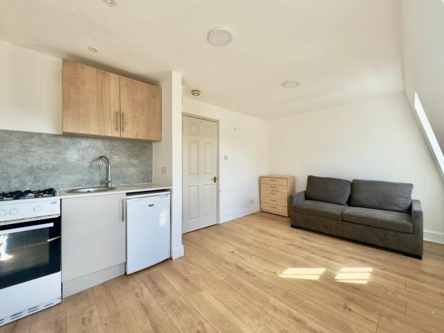 Flat for rent in Kentish Town, Greater London
