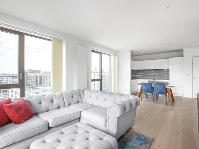 Flat for rent in Silvertown, Silvertown