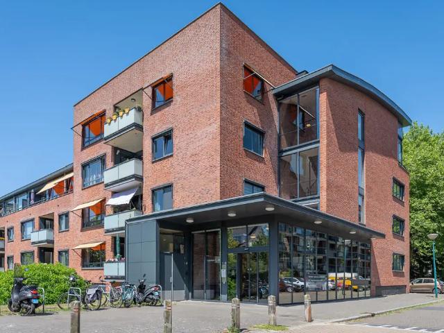 Appartement te huur in Bloemenbuurt, Oegstgeest