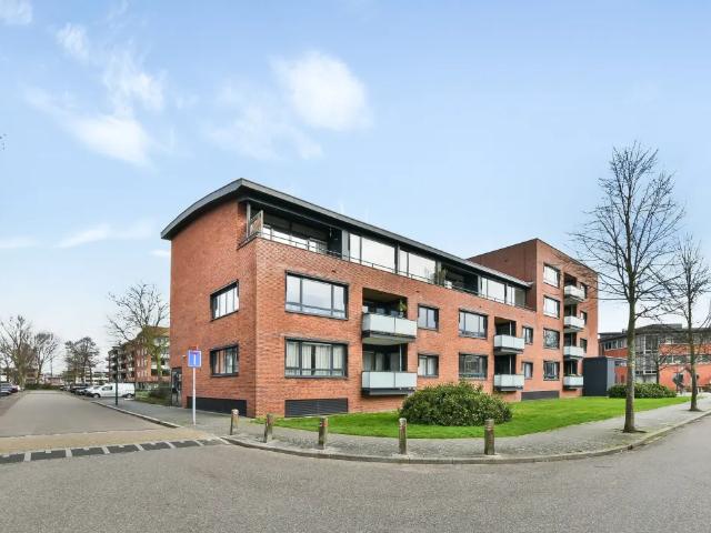 Appartement te huur in Bloemenbuurt, Oegstgeest