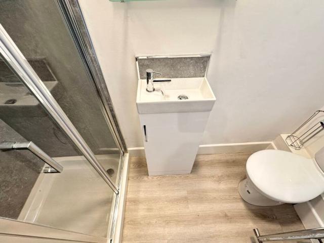 Flat for rent in Harlesden, Greater London