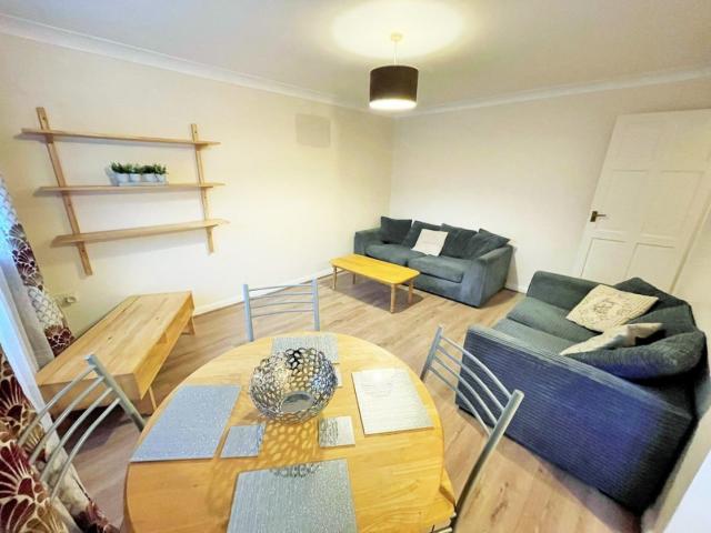 Flat for rent in Coley, Reading