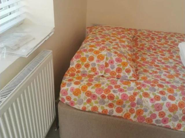 Flat for rent in Lower Halliford, Surrey