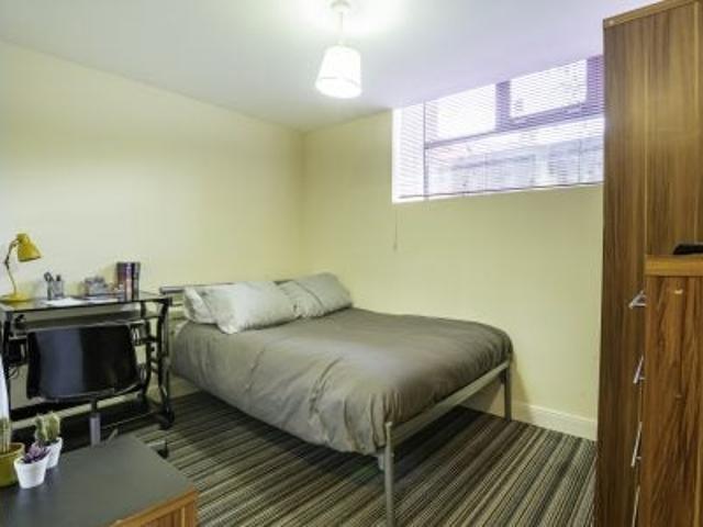 Flat for rent in Bede Island, Old Wharf